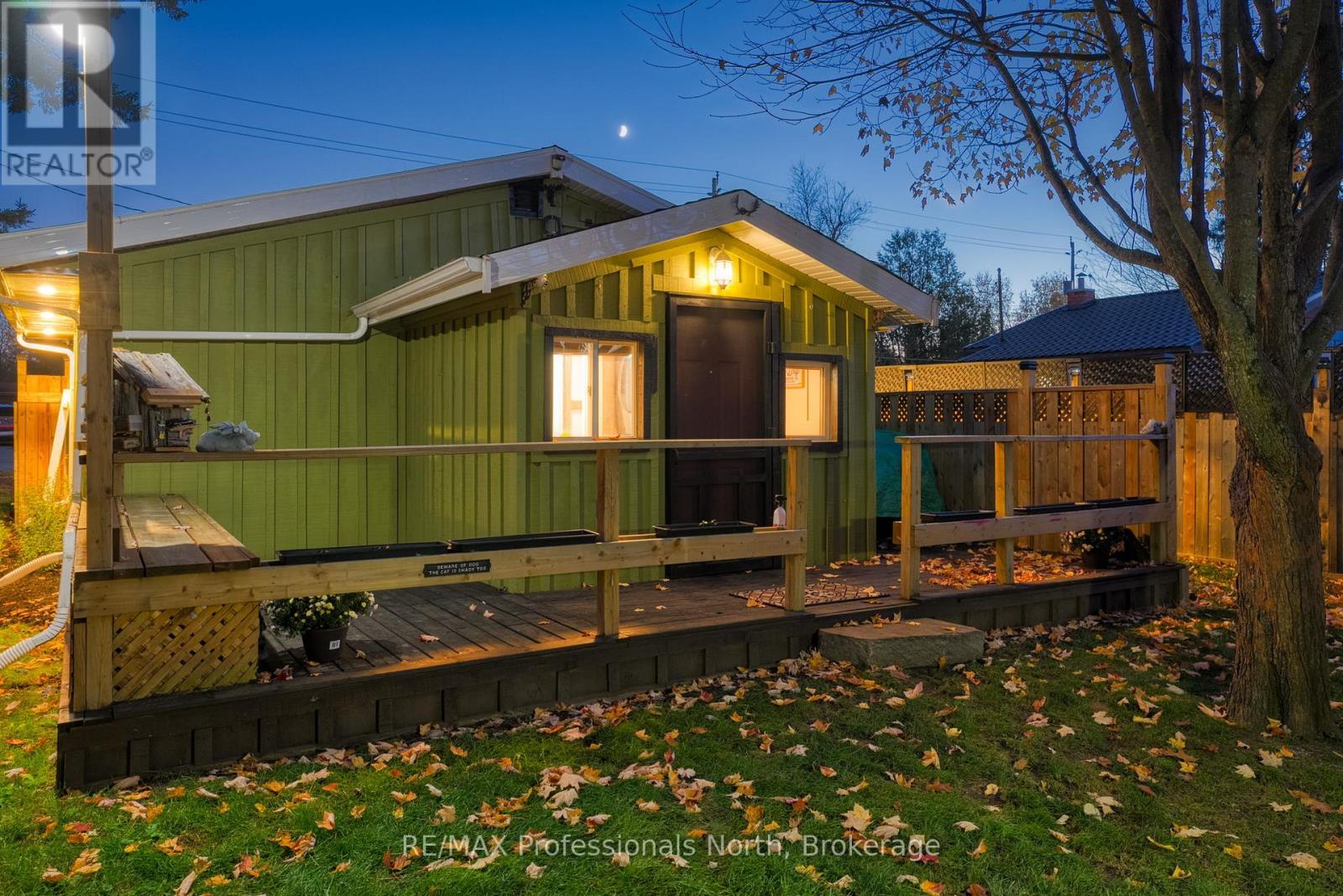 161 Quebec Street, Bracebridge (Macaulay), Ontario  P1L 1E3 - Photo 4 - X12457388