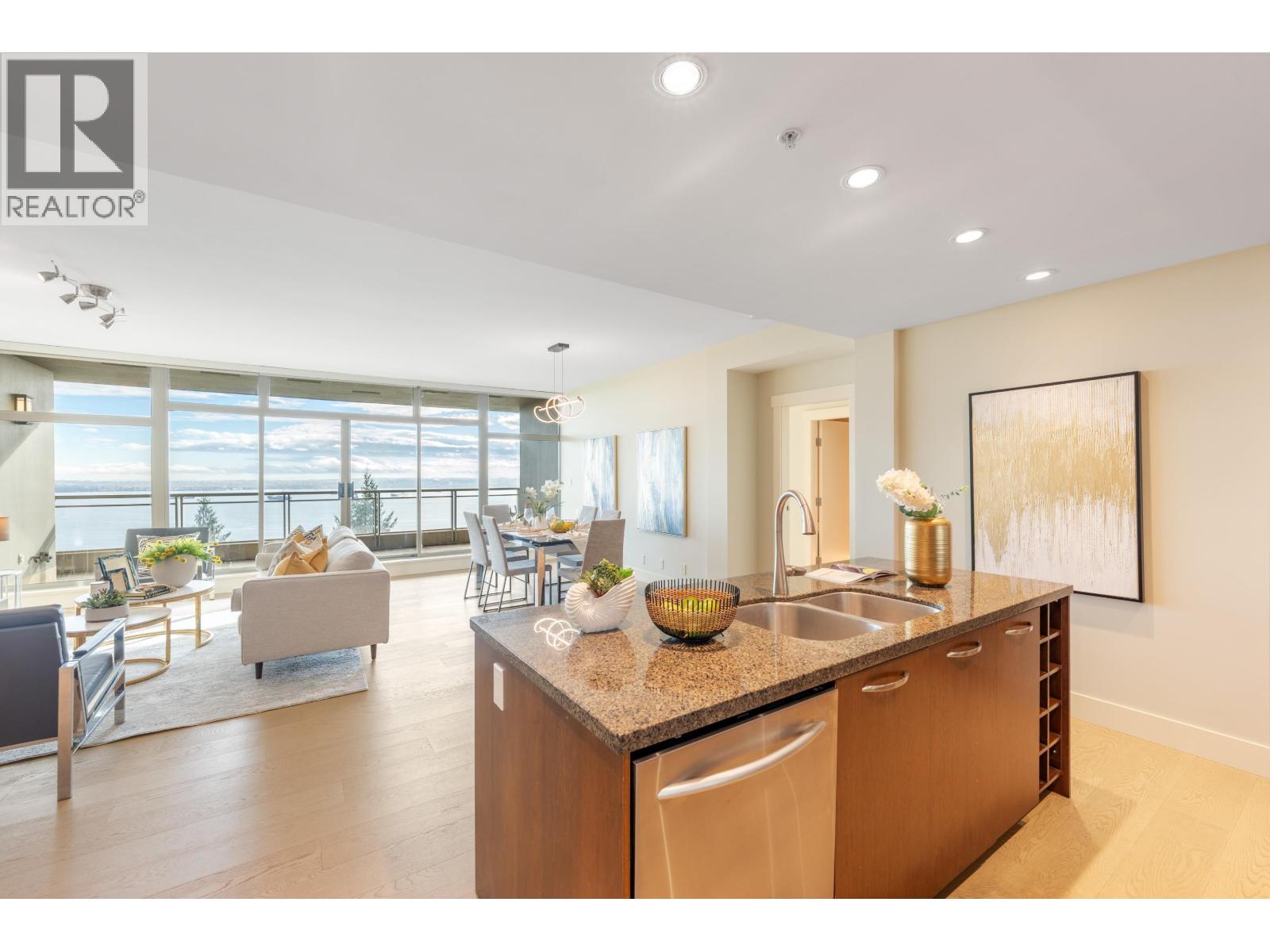 1002 3335 Cypress Place, West Vancouver, British Columbia  V7S 3J8 - Photo 10 - R3062341