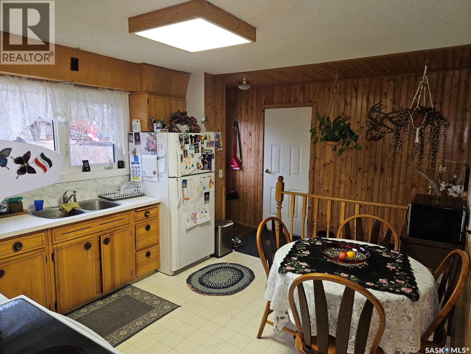 820 14th Street, Humboldt, Saskatchewan  S0K 2A0 - Photo 15 - SK021928