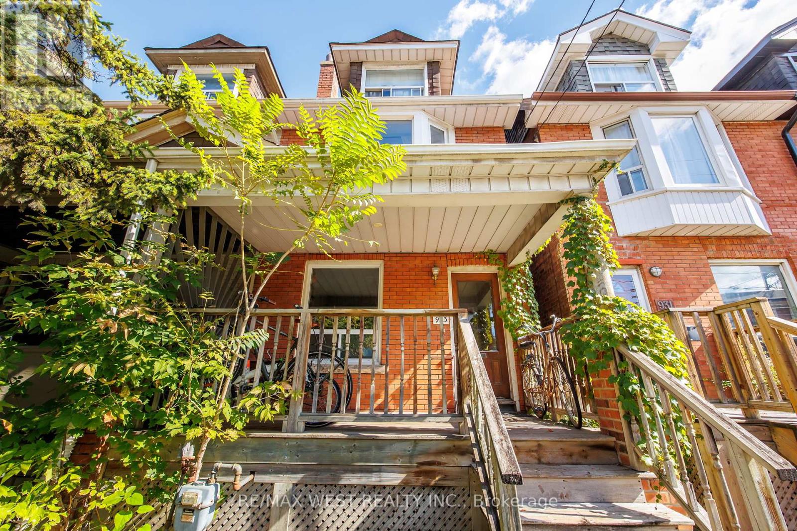 935 Bathurst Street, Toronto, Ontario  M5R 3G4 - Photo 2 - C12486768