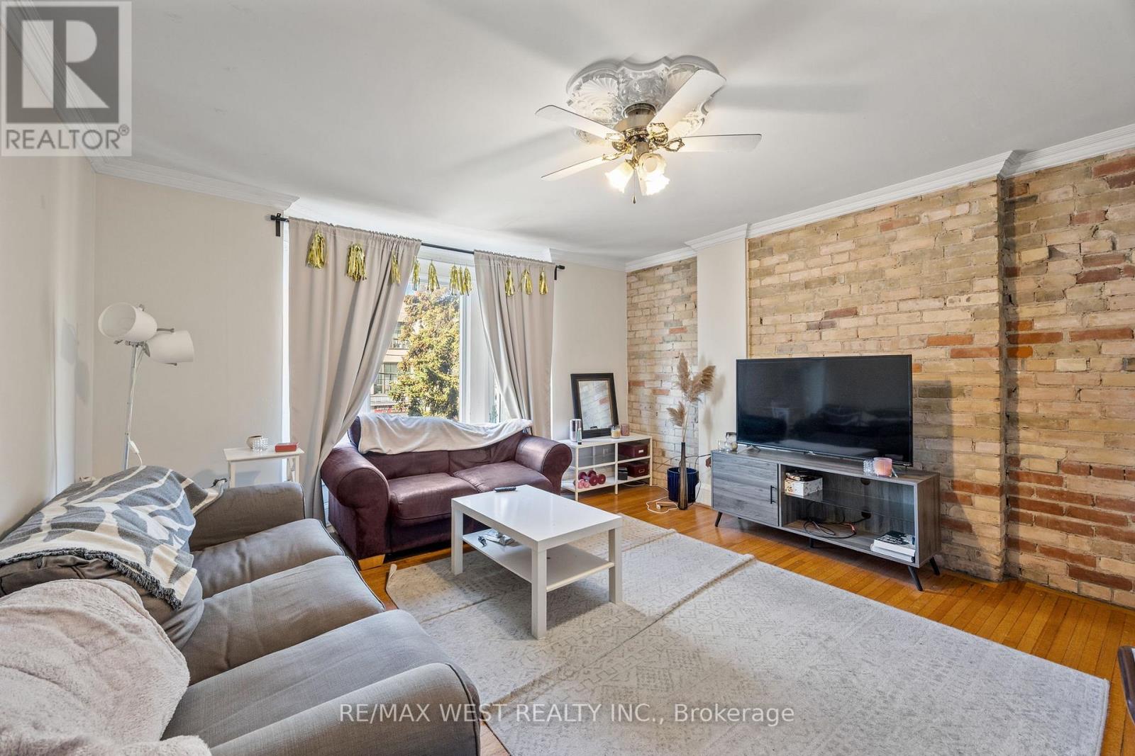 935 Bathurst Street, Toronto, Ontario  M5R 3G4 - Photo 21 - C12486768