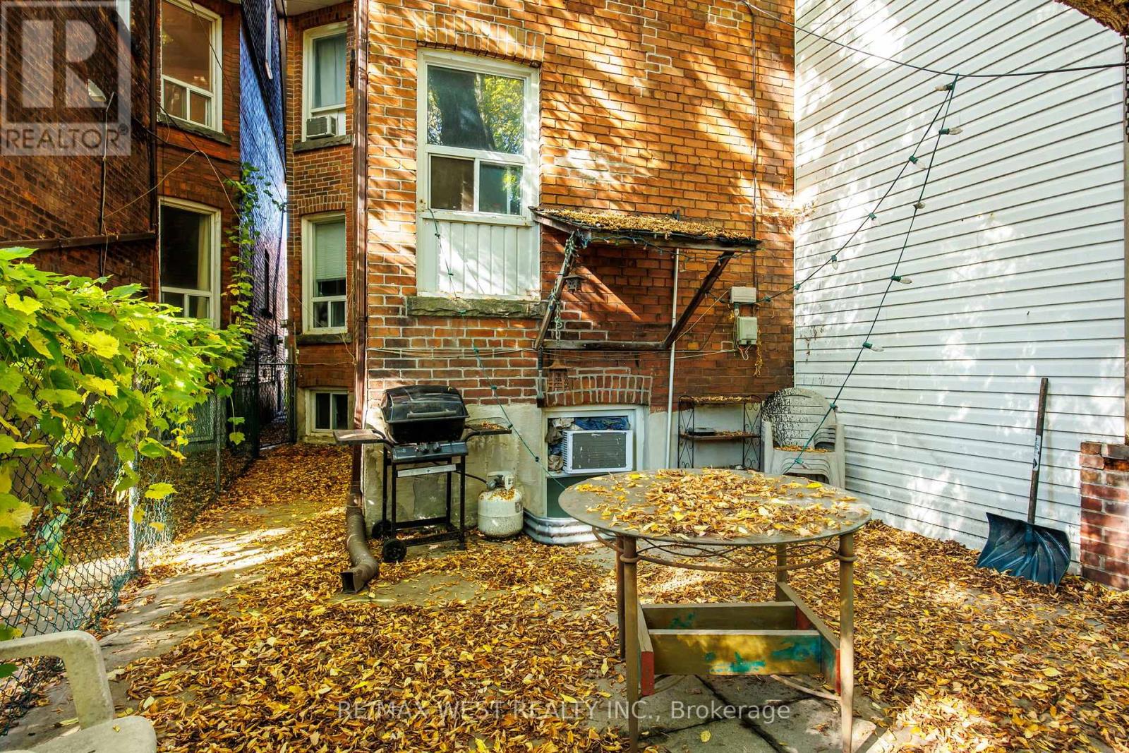 935 Bathurst Street, Toronto, Ontario  M5R 3G4 - Photo 42 - C12486768