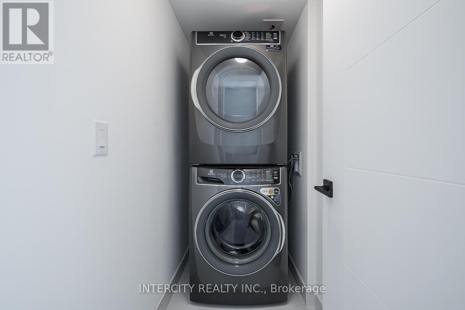 1 - 851 Sheppard Avenue W, Toronto, Ontario  M3H 0G2 - Photo 12 - C12486784