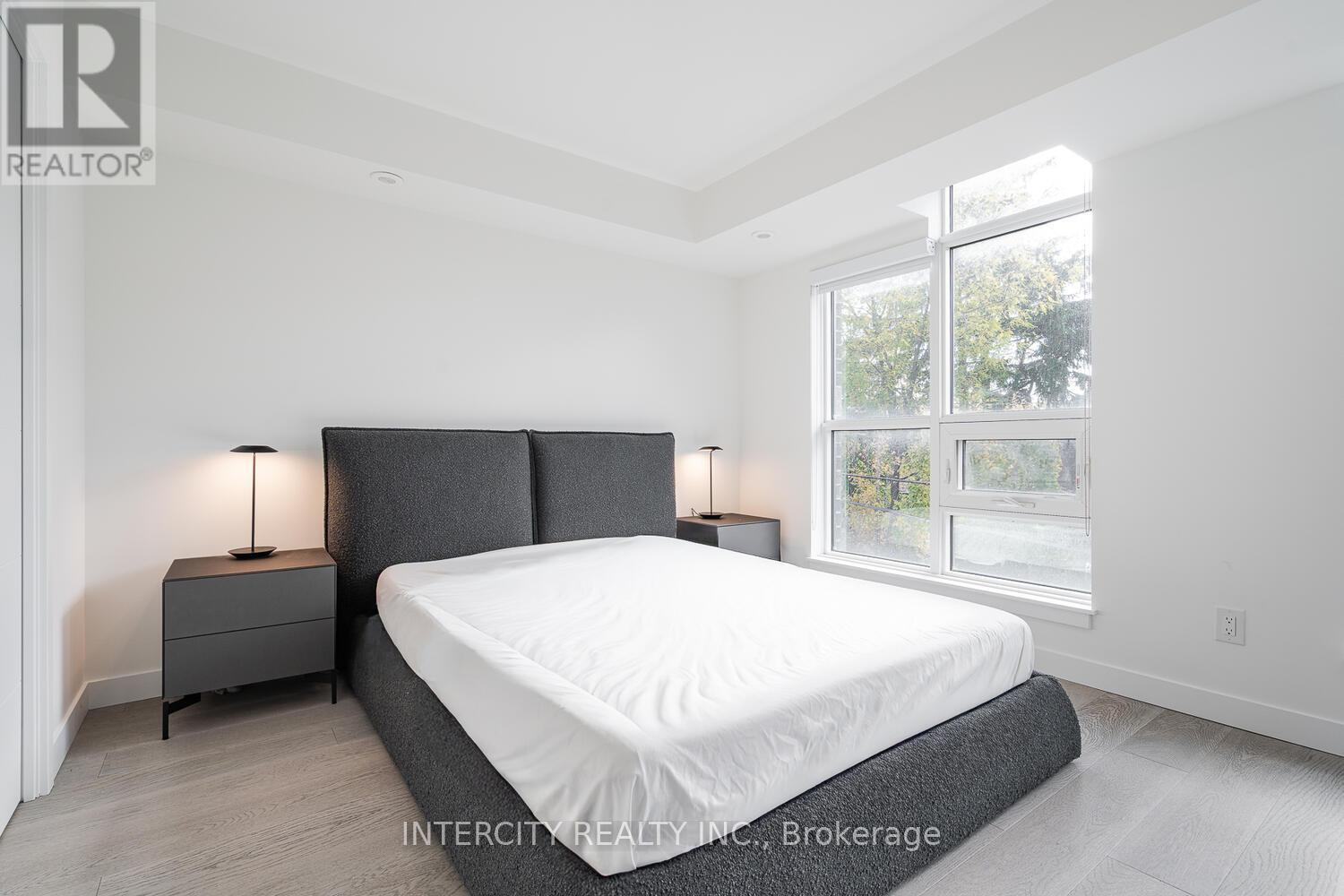 1 - 851 Sheppard Avenue W, Toronto, Ontario  M3H 0G2 - Photo 13 - C12486784