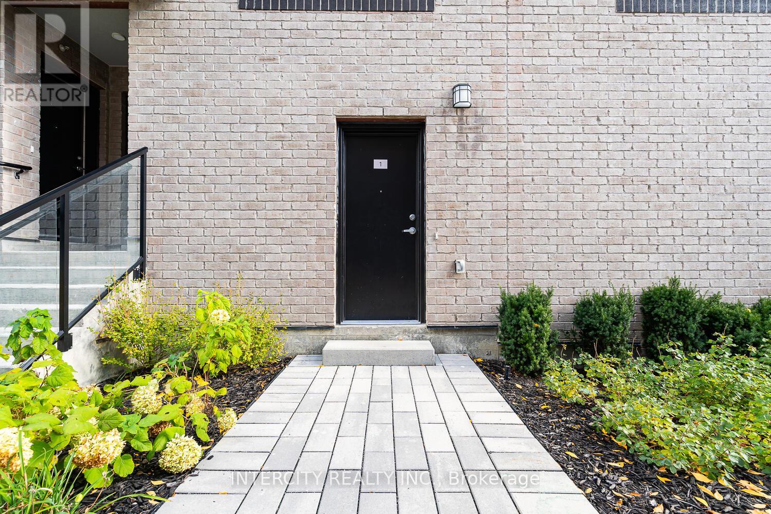 1 - 851 Sheppard Avenue W, Toronto, Ontario  M3H 0G2 - Photo 3 - C12486784