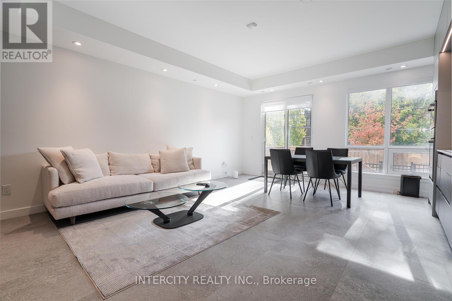 1 - 851 Sheppard Avenue W, Toronto, Ontario  M3H 0G2 - Photo 4 - C12486784