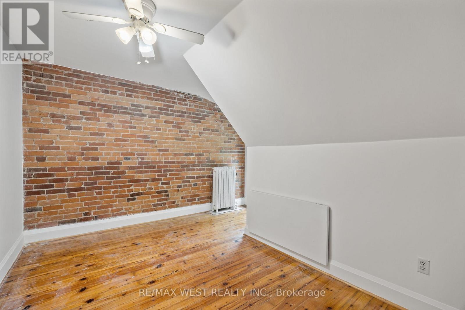 937 Bathurst Street, Toronto, Ontario  M5R 3G4 - Photo 23 - C12486794