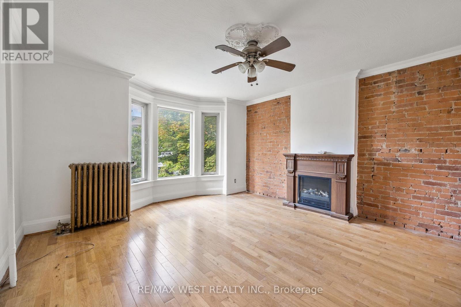 937 Bathurst Street, Toronto, Ontario  M5R 3G4 - Photo 5 - C12486794