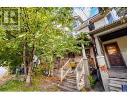 937 BATHURST STREET, Toronto, Ontario