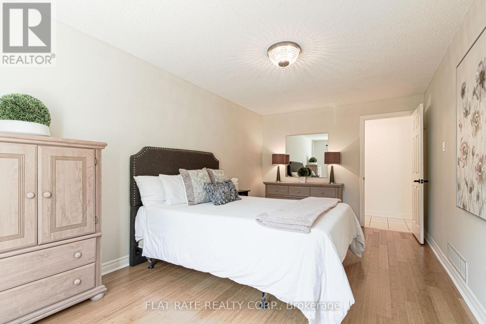 11269 Guelph Line, Milton, Ontario  L0P 1B0 - Photo 14 - W12481485