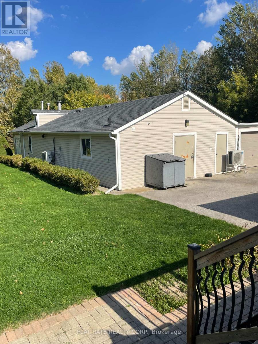 11269 Guelph Line, Milton, Ontario  L0P 1B0 - Photo 26 - W12481485