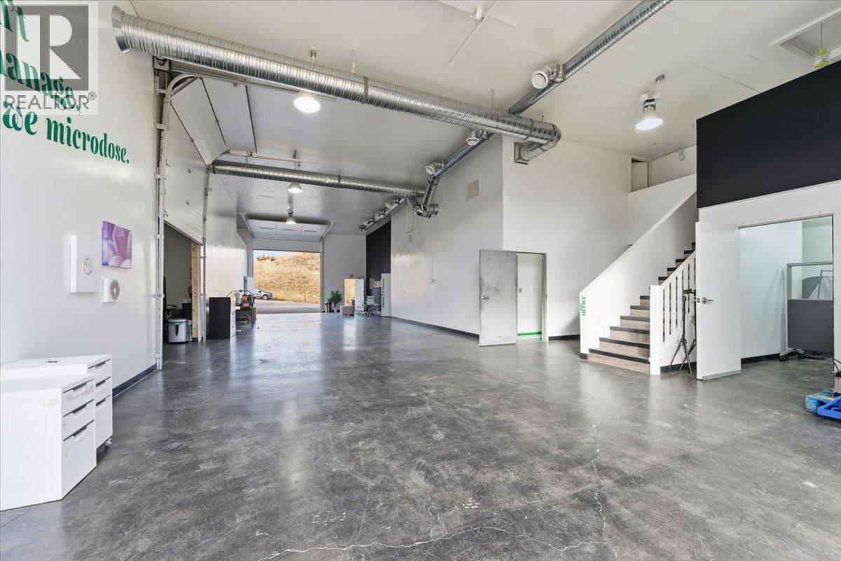 6924 / 6926 Old Kamloops Road, Vernon, British Columbia  V1H 1W1 - Photo 6 - 10366349