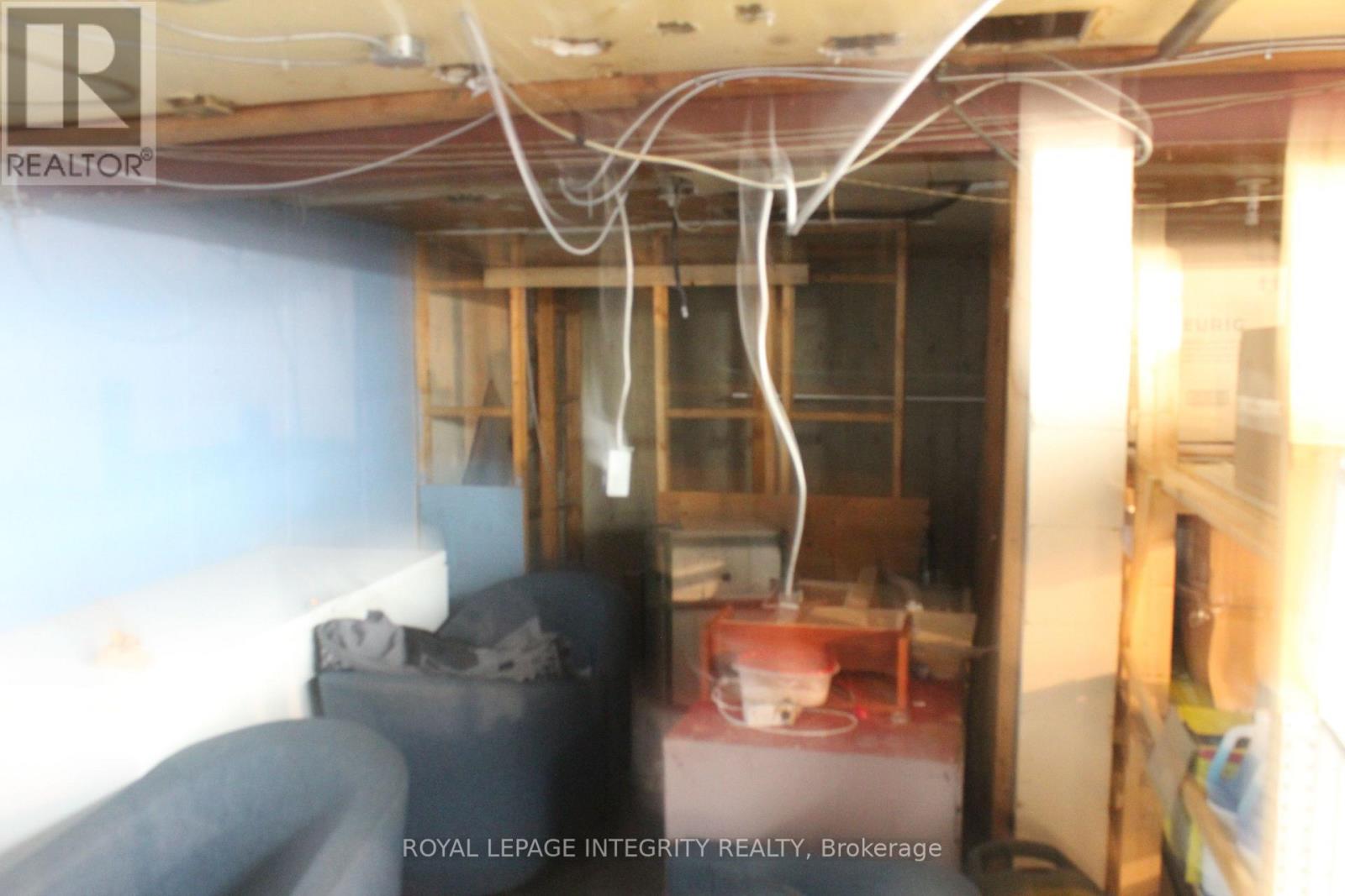 1117 Cobden Road, Ottawa, Ontario  K2C 2Z1 - Photo 22 - X12484775