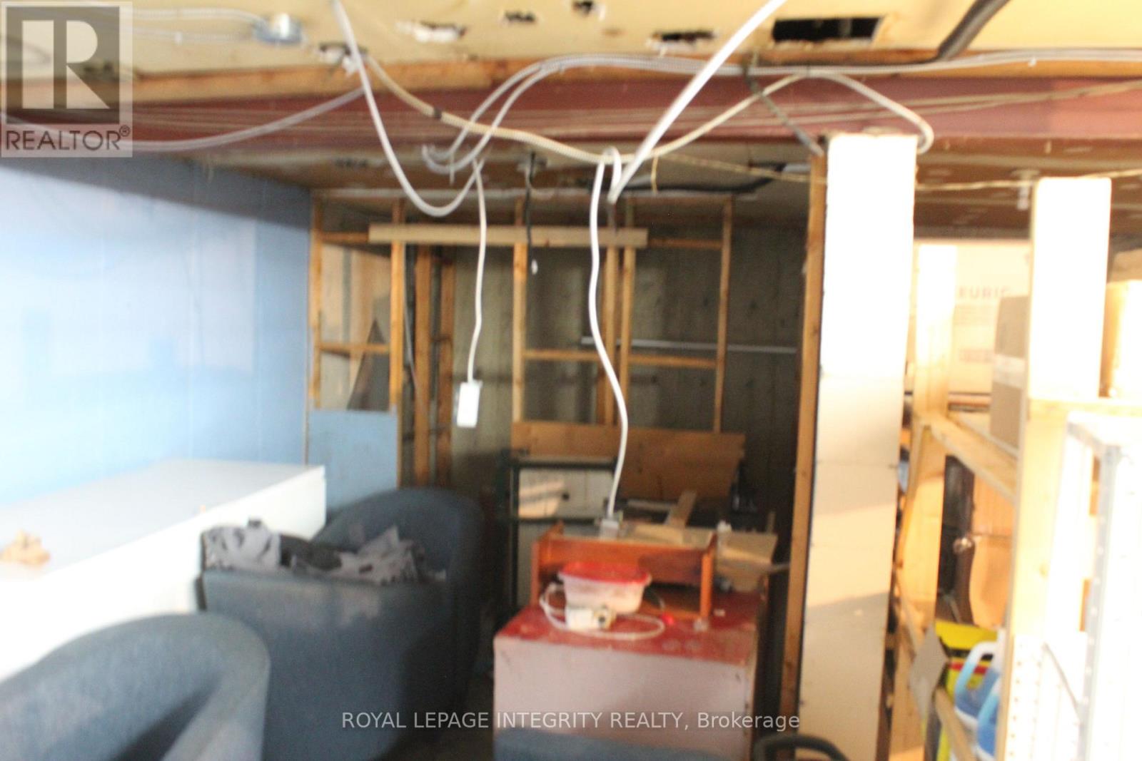 1117 Cobden Road, Ottawa, Ontario  K2C 2Z1 - Photo 24 - X12484775