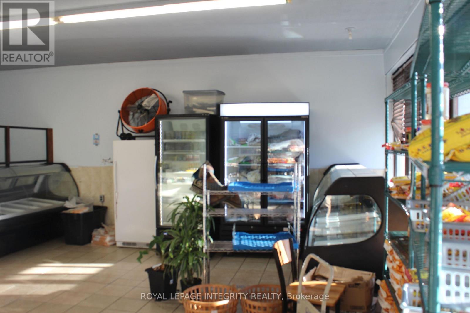 1117 Cobden Road, Ottawa, Ontario  K2C 2Z1 - Photo 6 - X12484775