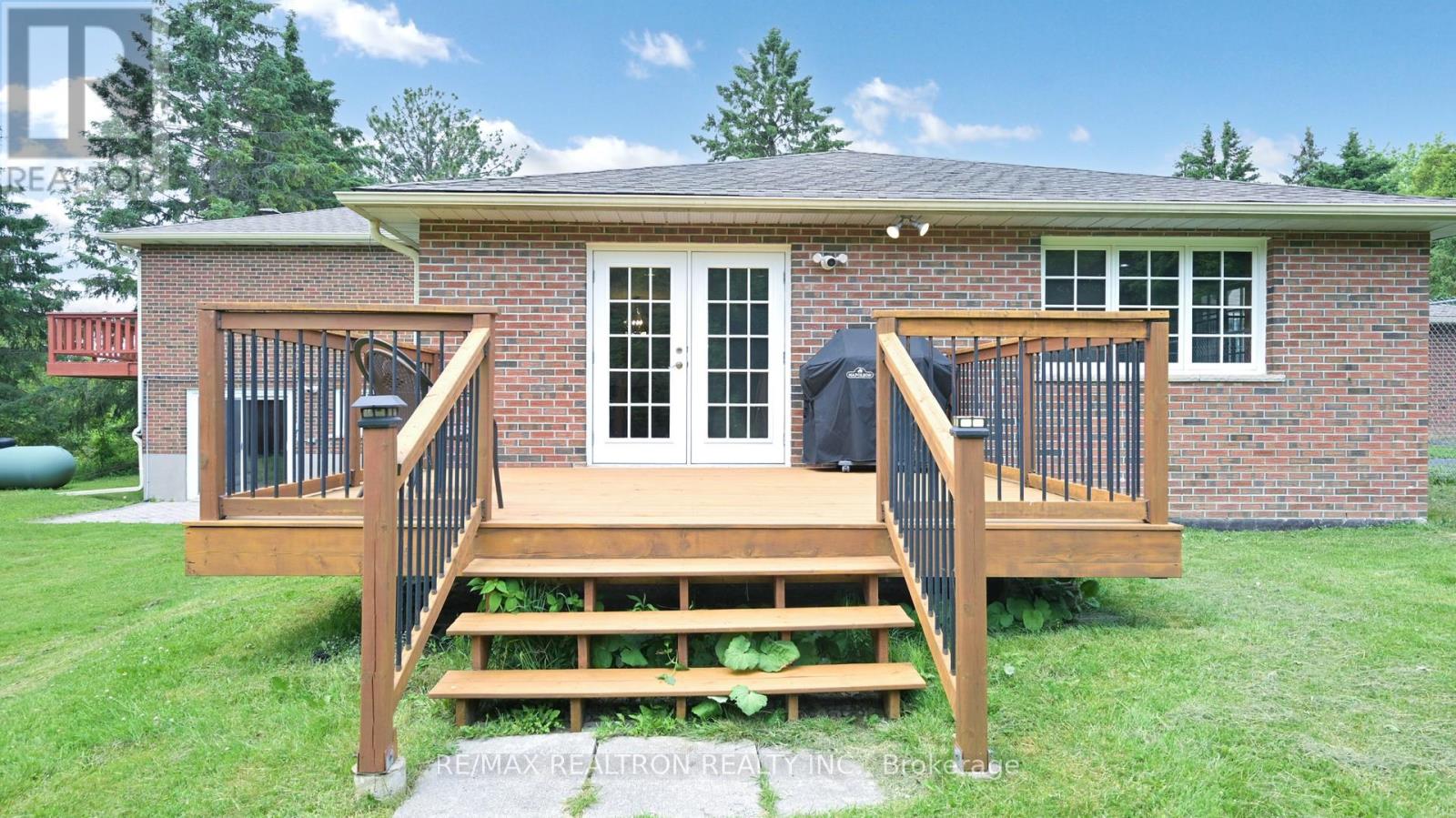 2521 Mt Albert Road, East Gwillimbury, Ontario  L0G 1R0 - Photo 38 - N12486770