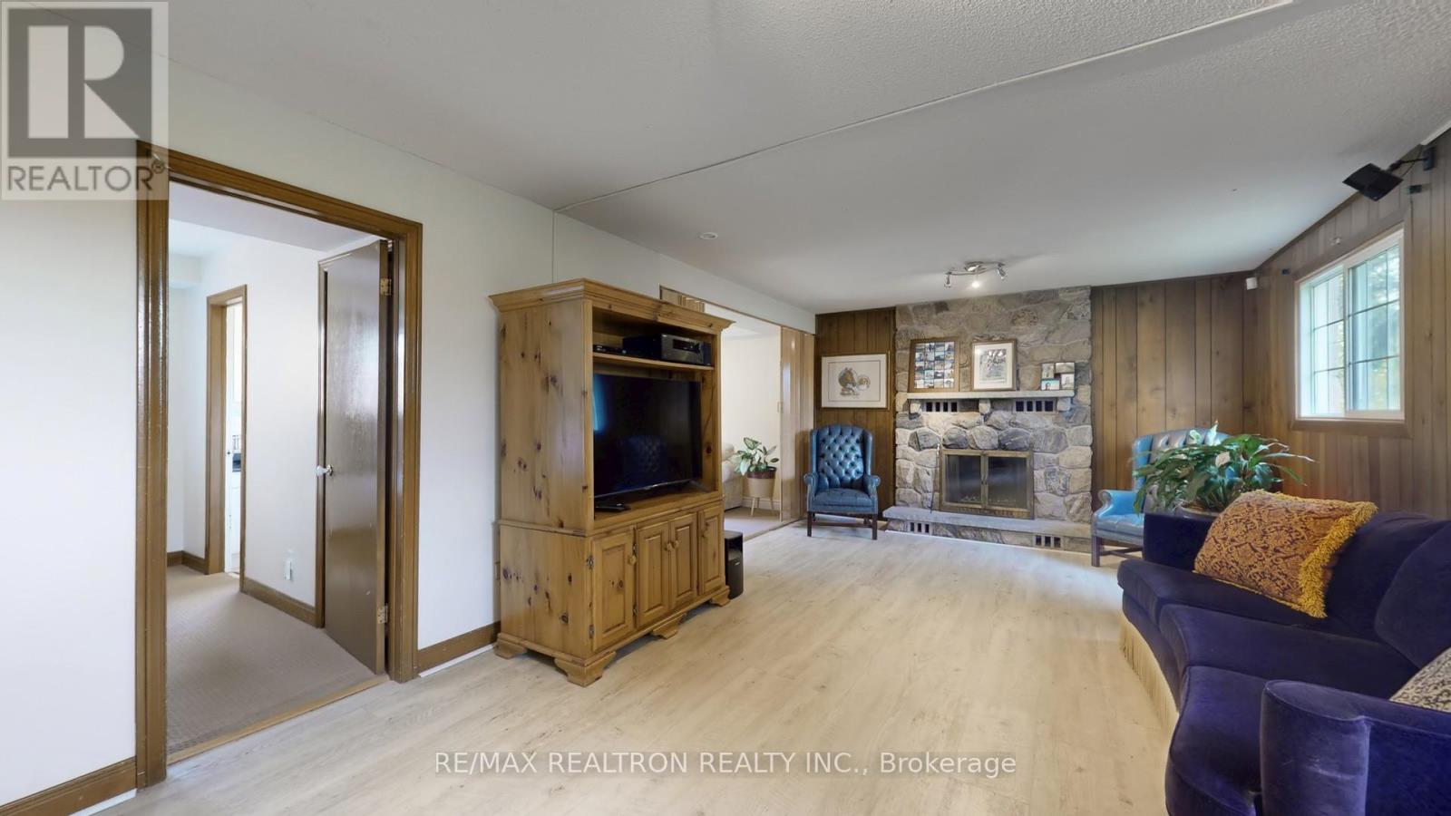 2521 Mt Albert Road, East Gwillimbury, Ontario  L0G 1R0 - Photo 19 - N12486776