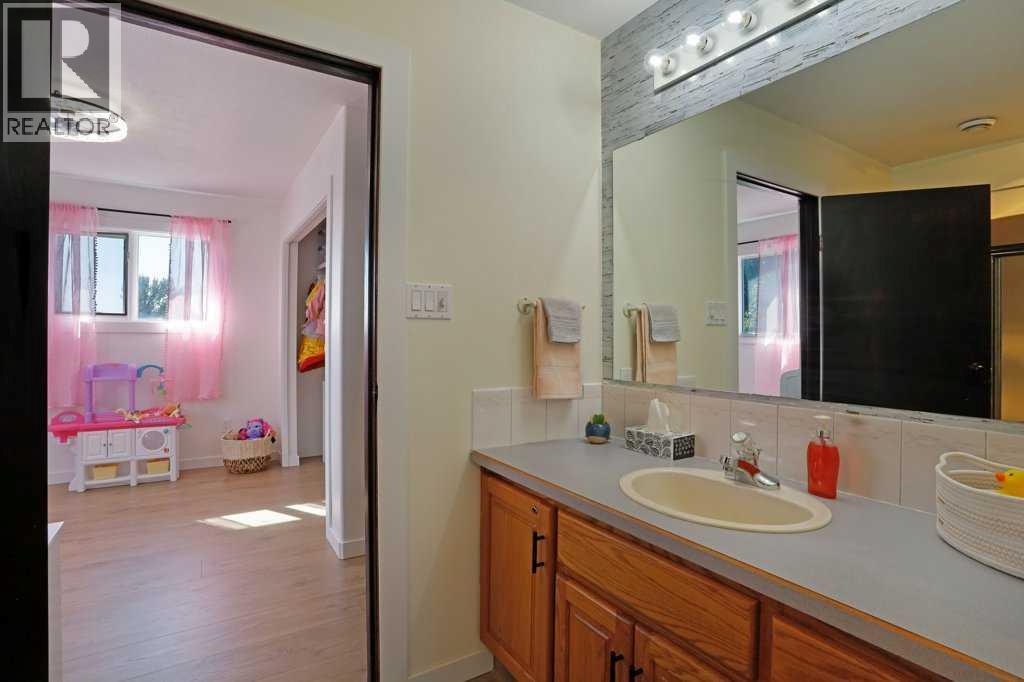 26 Princess Place W, Duchess, Alberta  T0J 0Z0 - Photo 32 - A2260702