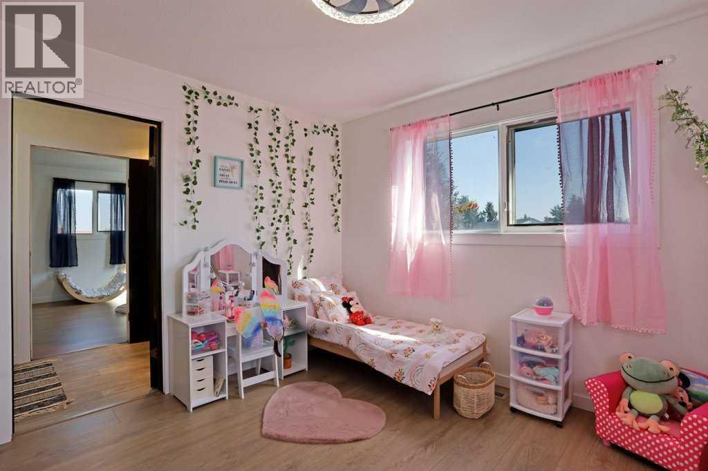 26 Princess Place W, Duchess, Alberta  T0J 0Z0 - Photo 35 - A2260702