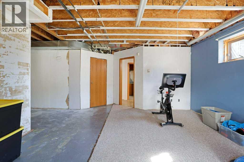 26 Princess Place W, Duchess, Alberta  T0J 0Z0 - Photo 37 - A2260702