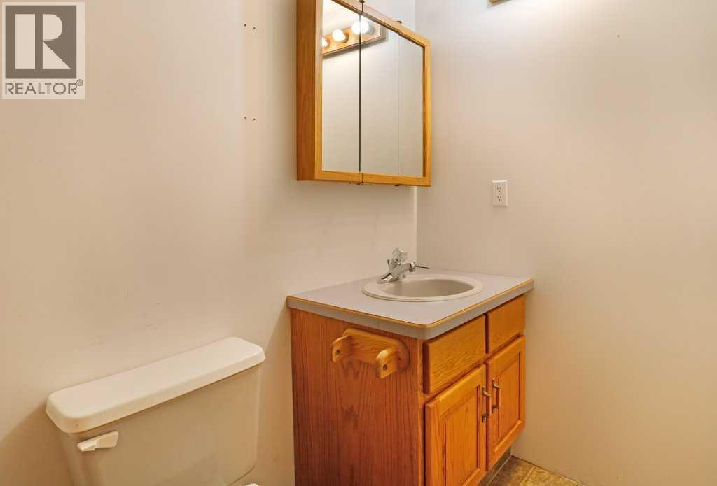 26 Princess Place W, Duchess, Alberta  T0J 0Z0 - Photo 39 - A2260702