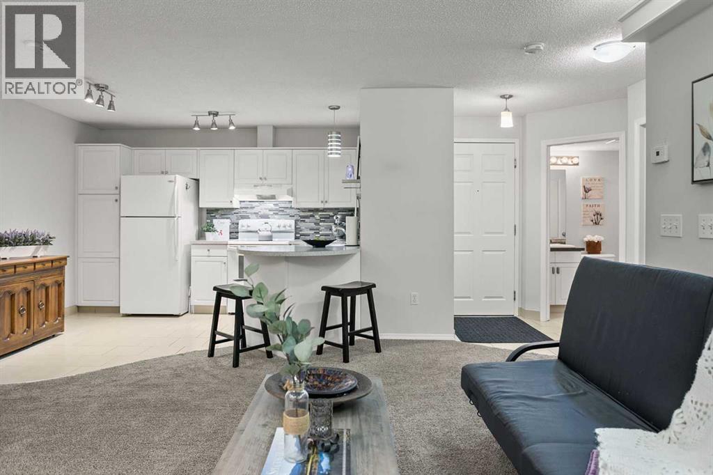 118, 10 Sierra Morena Mews Sw, Calgary, Alberta  T3H 3K5 - Photo 11 - A2263002