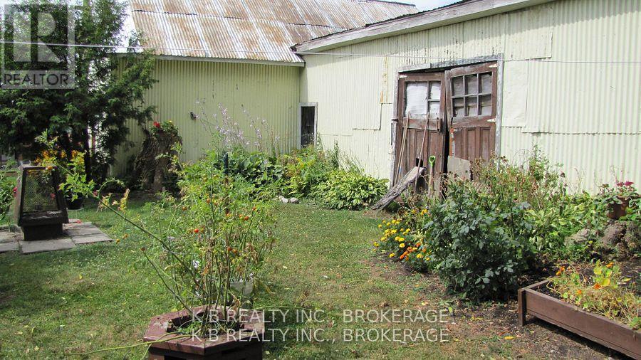 229 Gore Street E, Perth, Ontario  K7H 1K6 - Photo 17 - X12486805