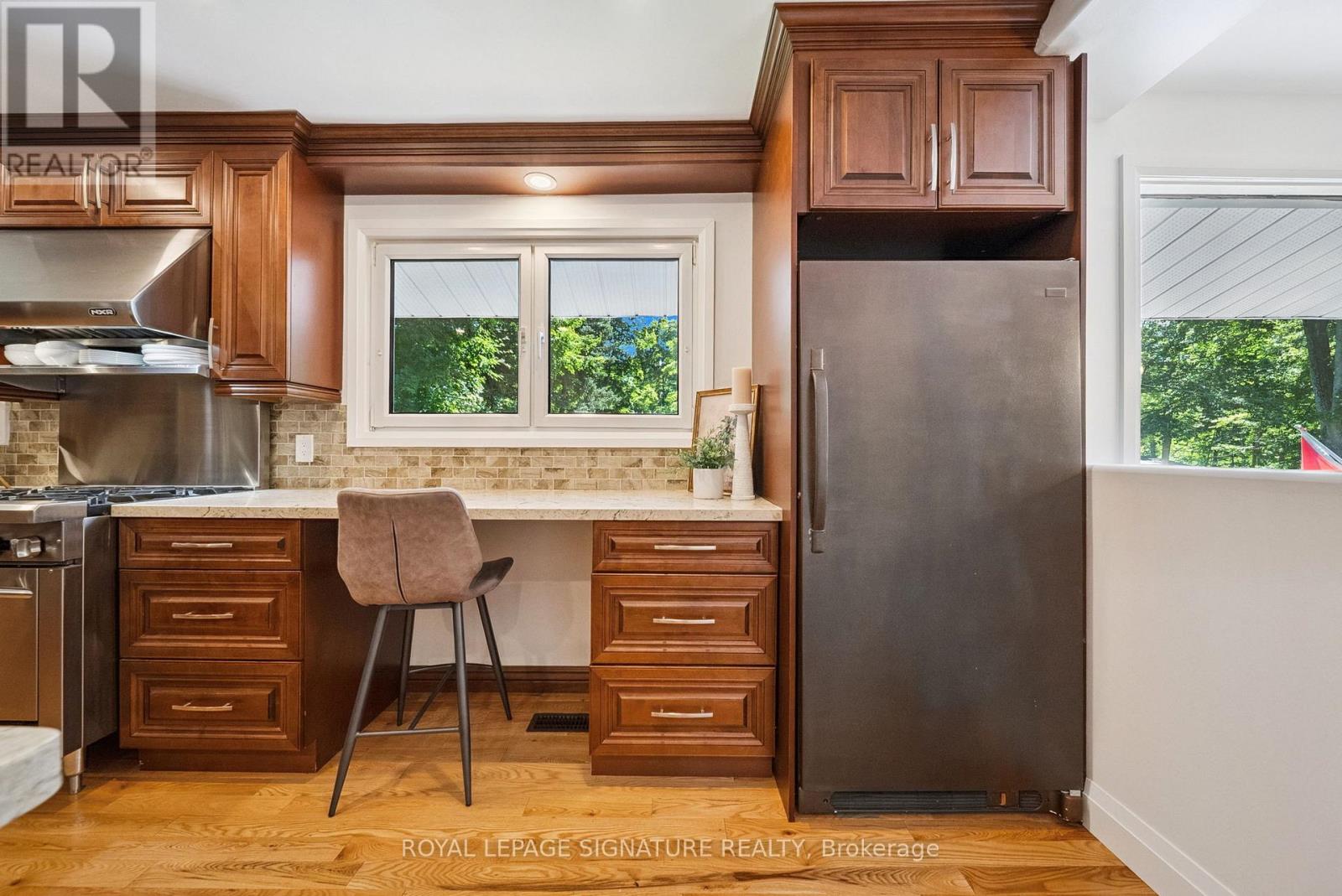 470 Parkview Court, Midland, Ontario  L4R 5G3 - Photo 12 - S12486782