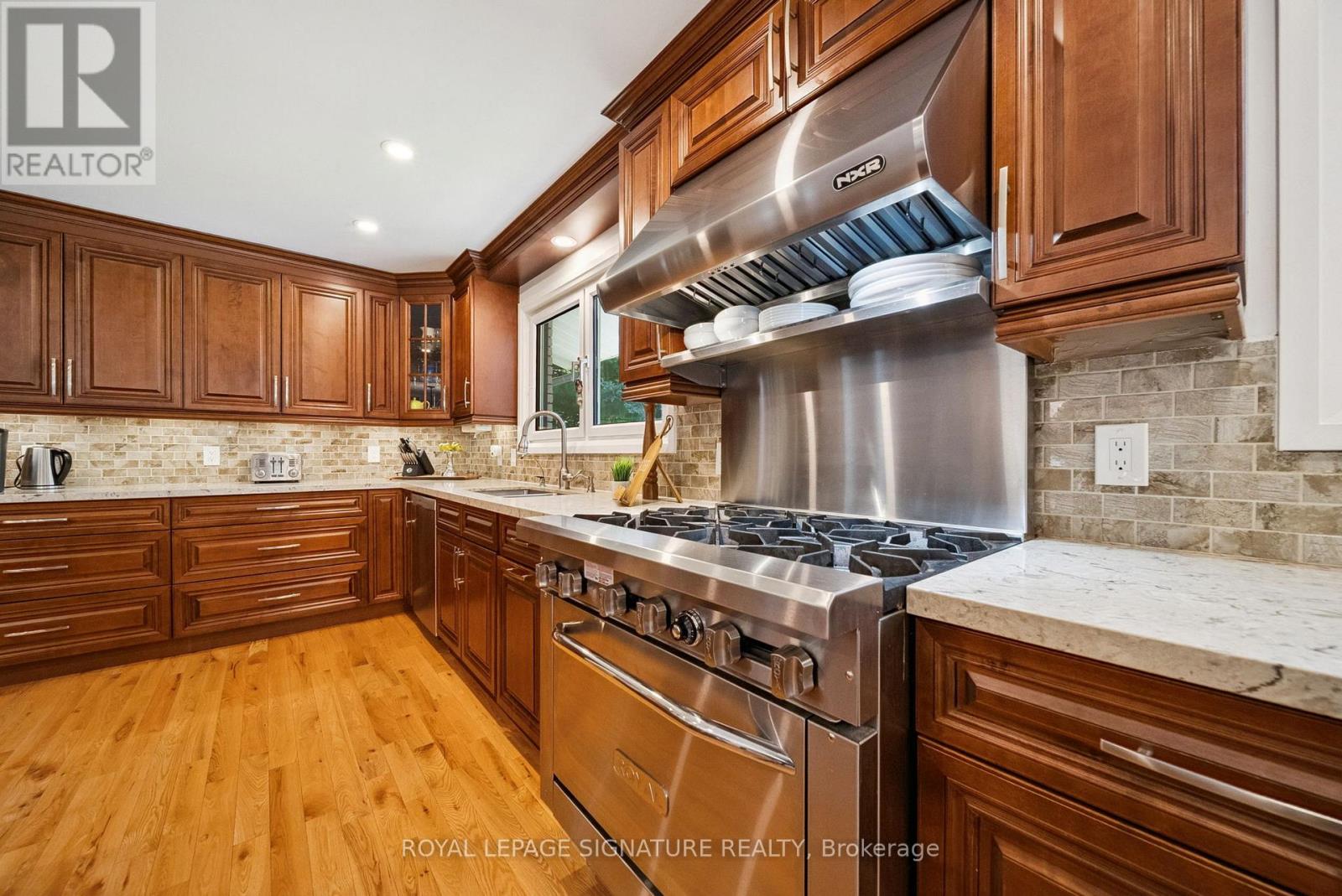 470 Parkview Court, Midland, Ontario  L4R 5G3 - Photo 13 - S12486782