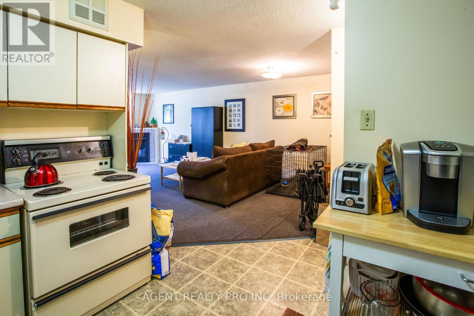 117 - 5 Jacksway Crescent, London North, Ontario  N5X 3T5 - Photo 6 - X12486800