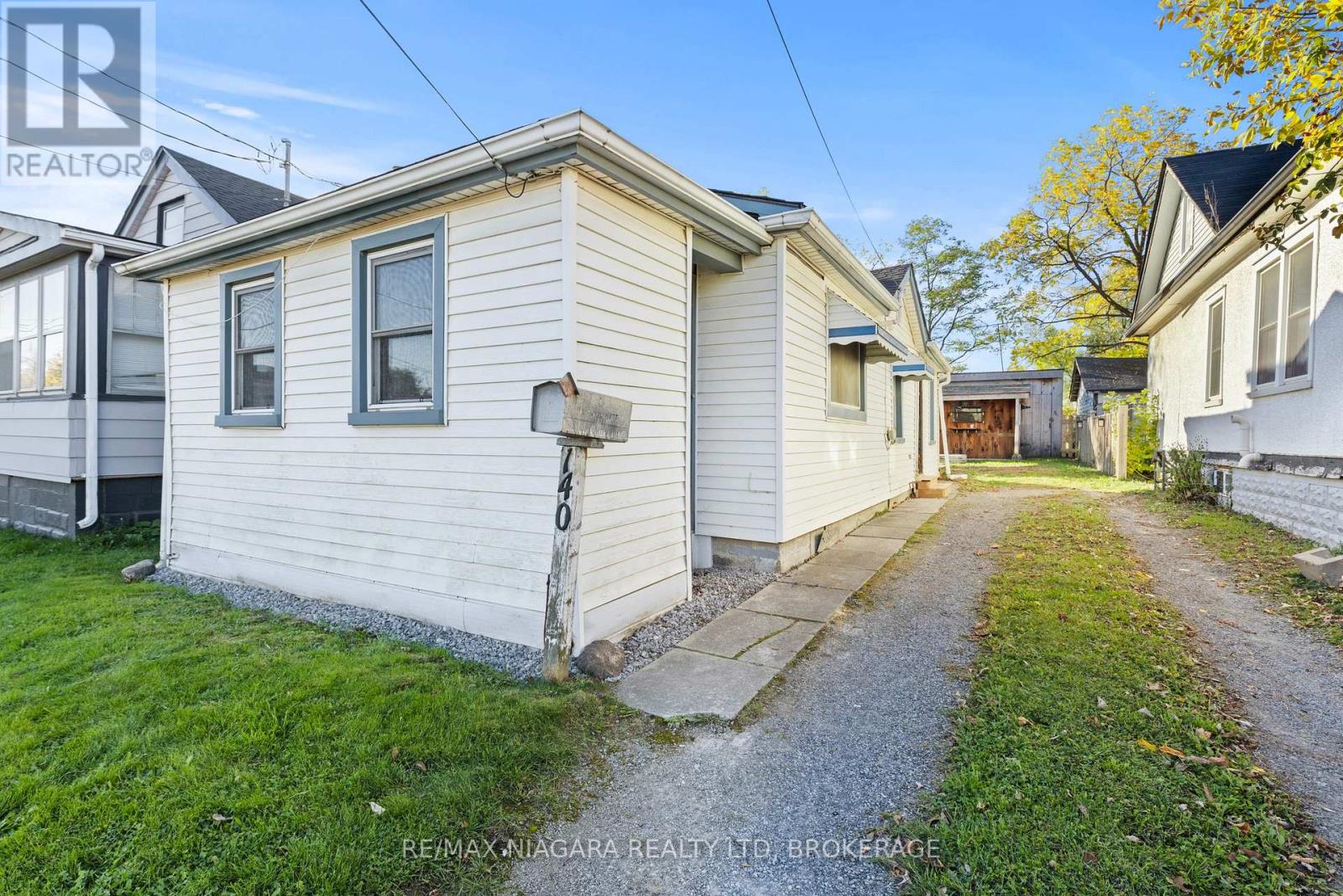 140 Clara Street, Thorold, Ontario  L2V 1K3 - Photo 2 - X12486590