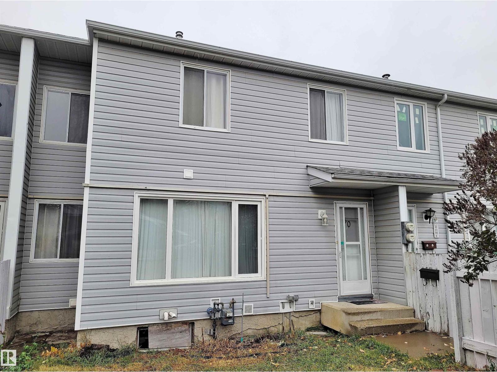 30 AMBERLY CT NW, Edmonton, Alberta