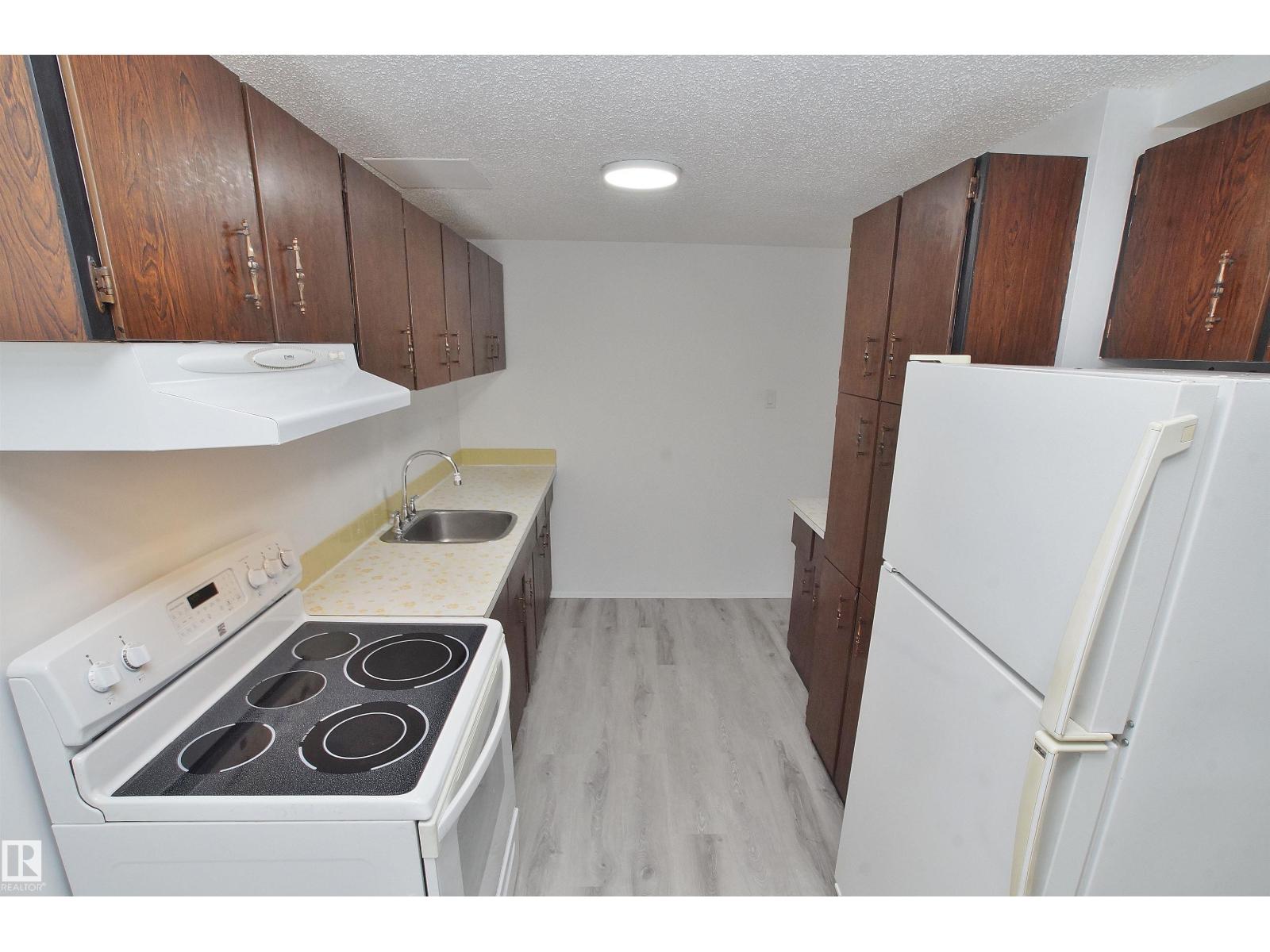 30 Amberly Ct Nw, Edmonton, Alberta  T5A 2H9 - Photo 14 - E4463834