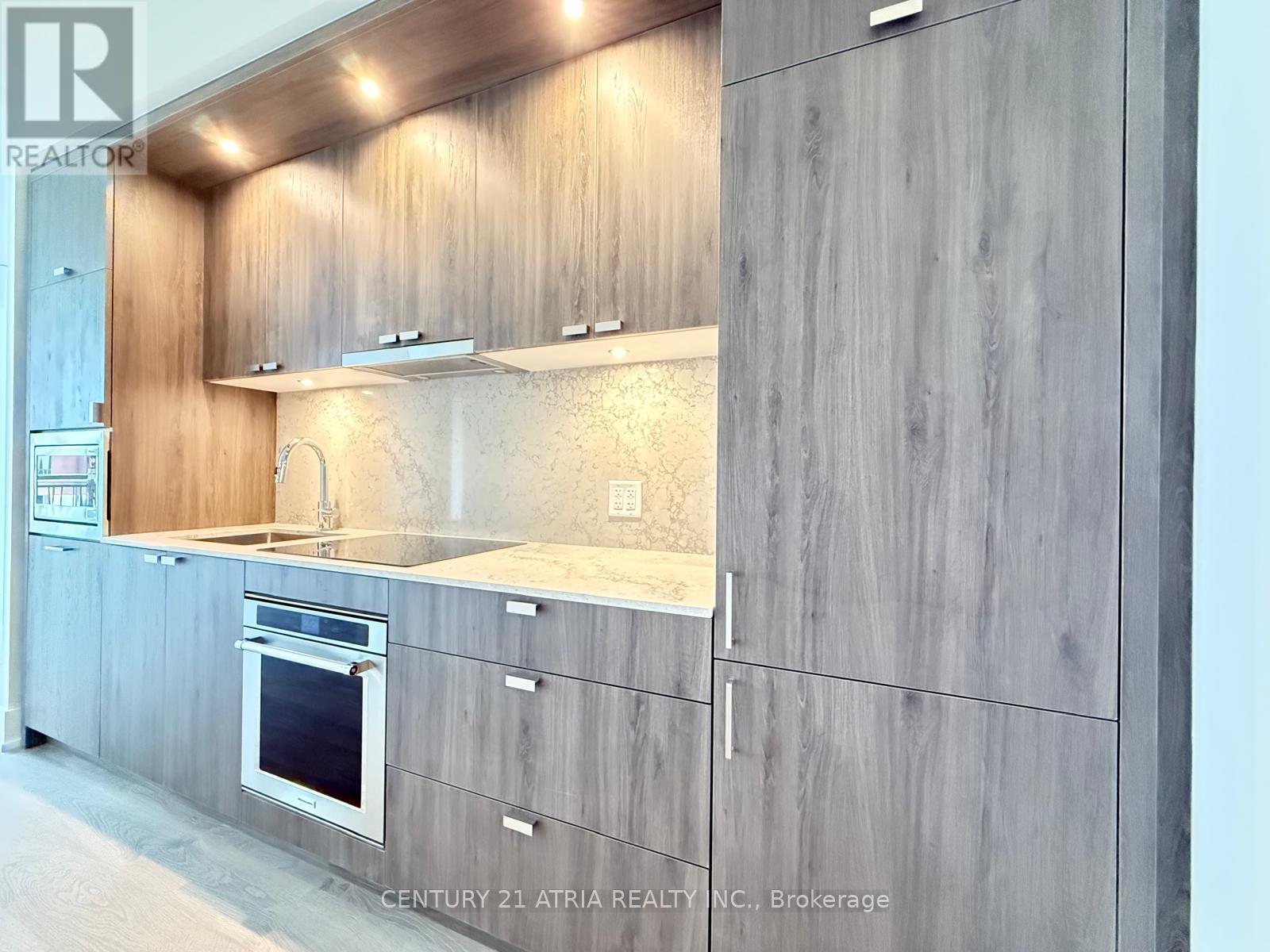 504 - 259 The Kingsway, Toronto, Ontario  M9A 0G2 - Photo 3 - W12486762