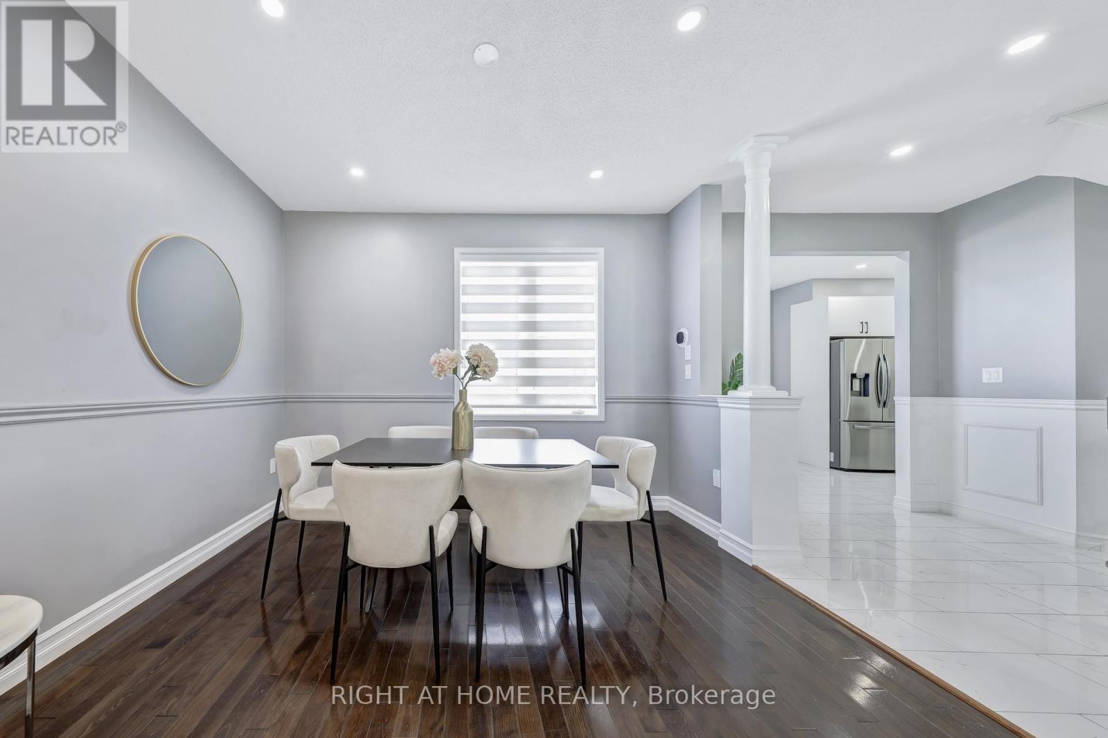 332 Rosegate Way N, Oakville, Ontario  L6H 7K7 - Photo 6 - W12486767