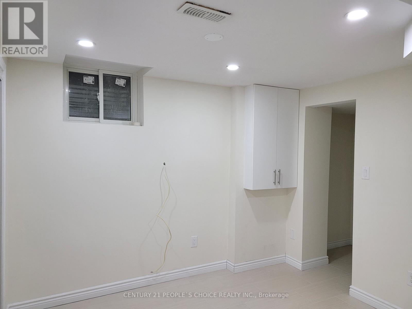 383 Jay Crescent, Orangeville, Ontario  L9W 4Y7 - Photo 10 - W12486780