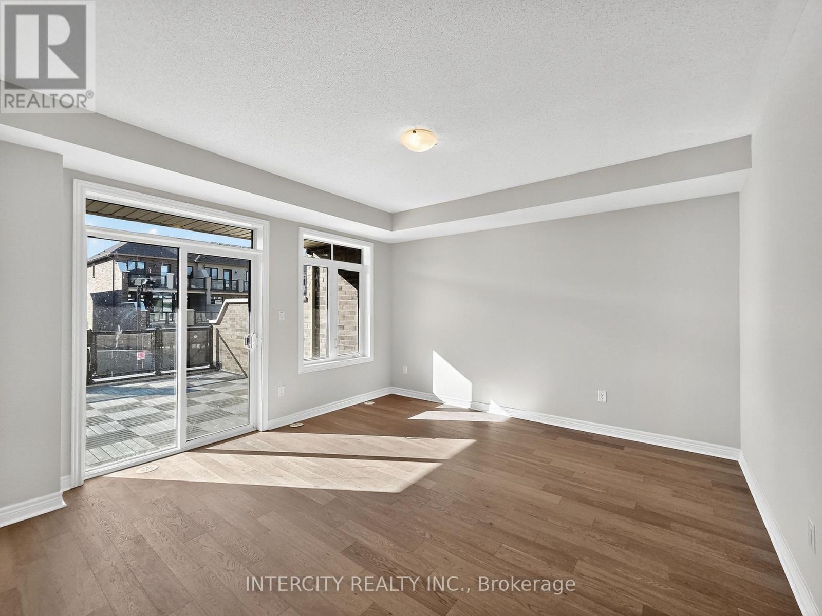 100 Grassbank Road, Brampton, Ontario  L6R 4E7 - Photo 12 - W12486790