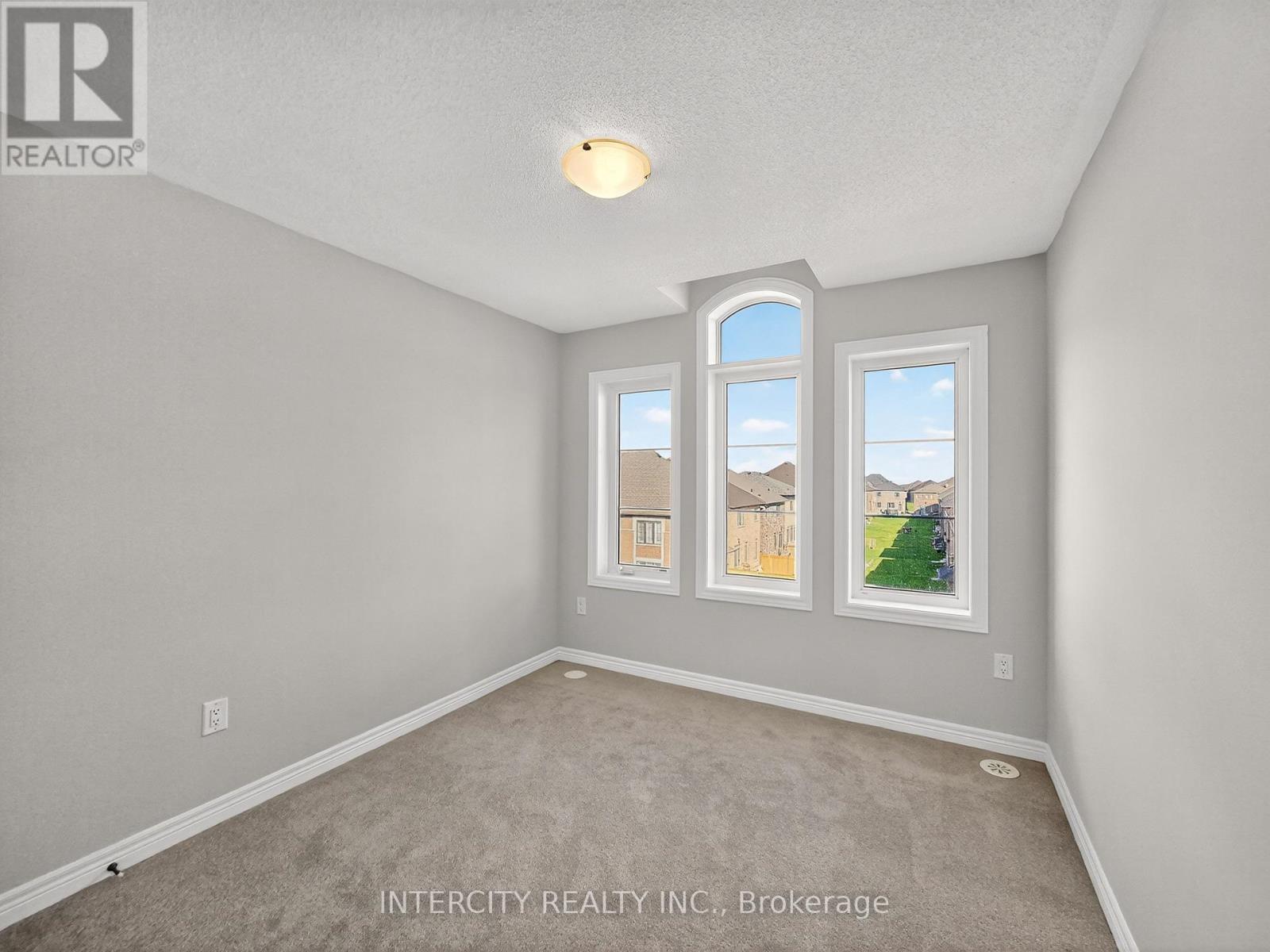 100 Grassbank Road, Brampton, Ontario  L6R 4E7 - Photo 33 - W12486790