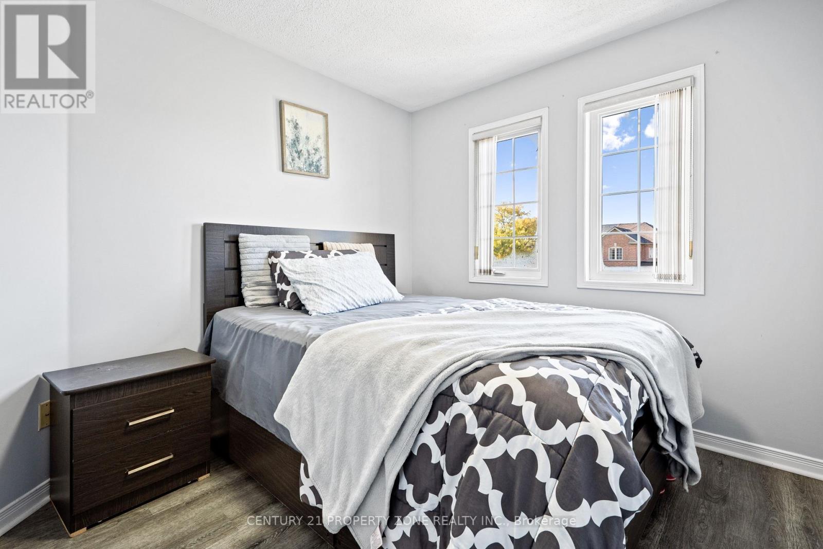 28 Earth Star Trail, Brampton, Ontario  L6R 2P3 - Photo 22 - W12486792