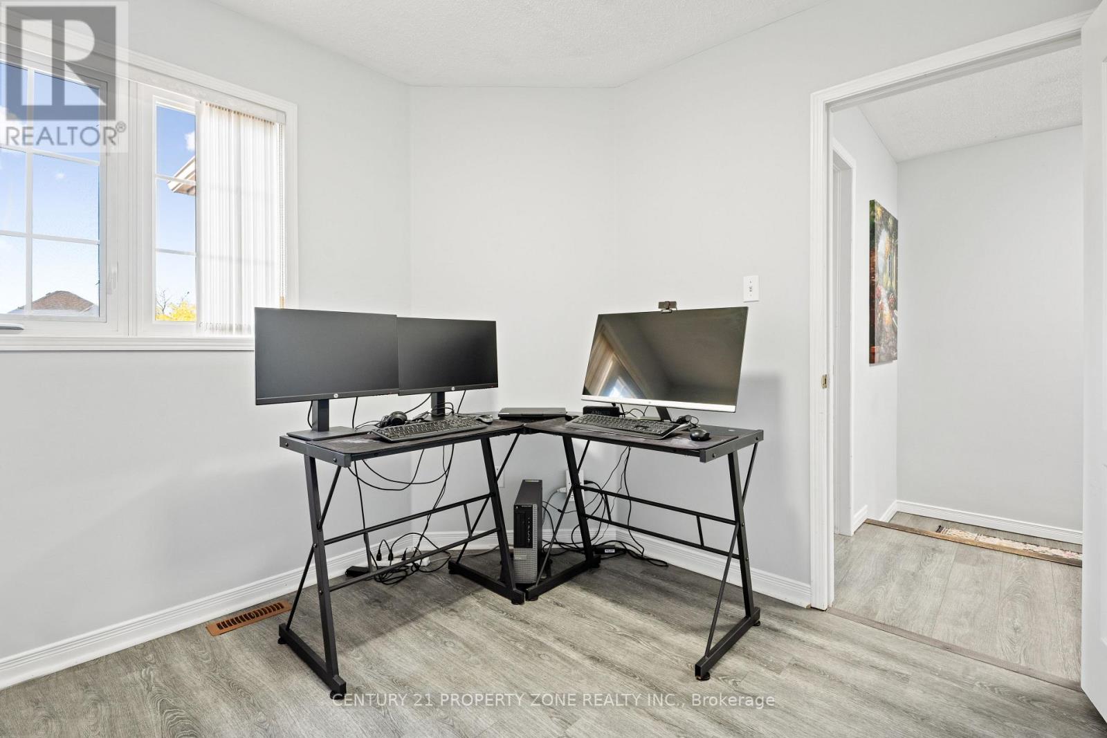 28 Earth Star Trail, Brampton, Ontario  L6R 2P3 - Photo 25 - W12486792