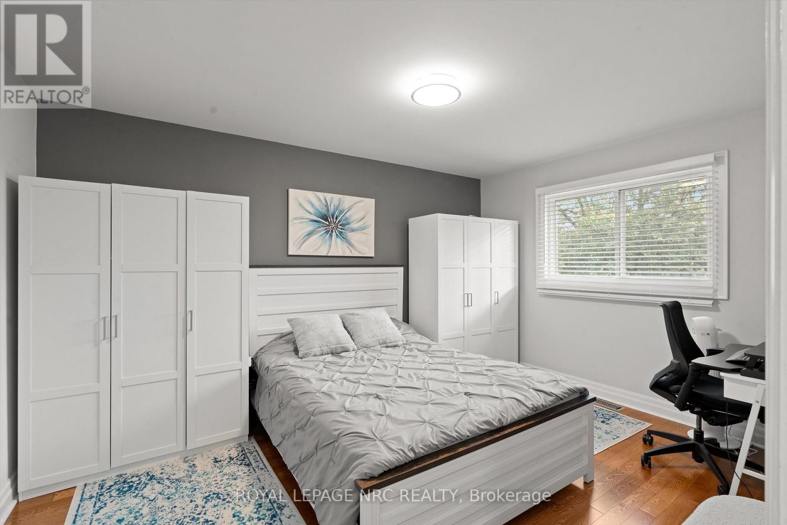 37 West Farmington Drive, St. Catharines, Ontario  L2S 3S3 - Photo 18 - X12486801