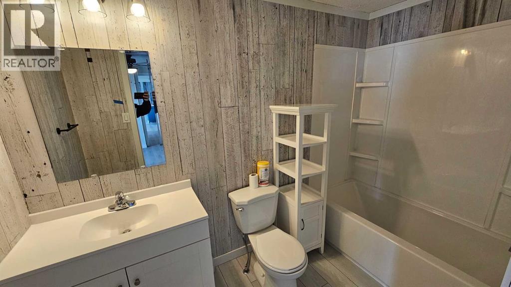 4404 Park Crescent, Coronation, Alberta  T0C 1C0 - Photo 20 - A2267297