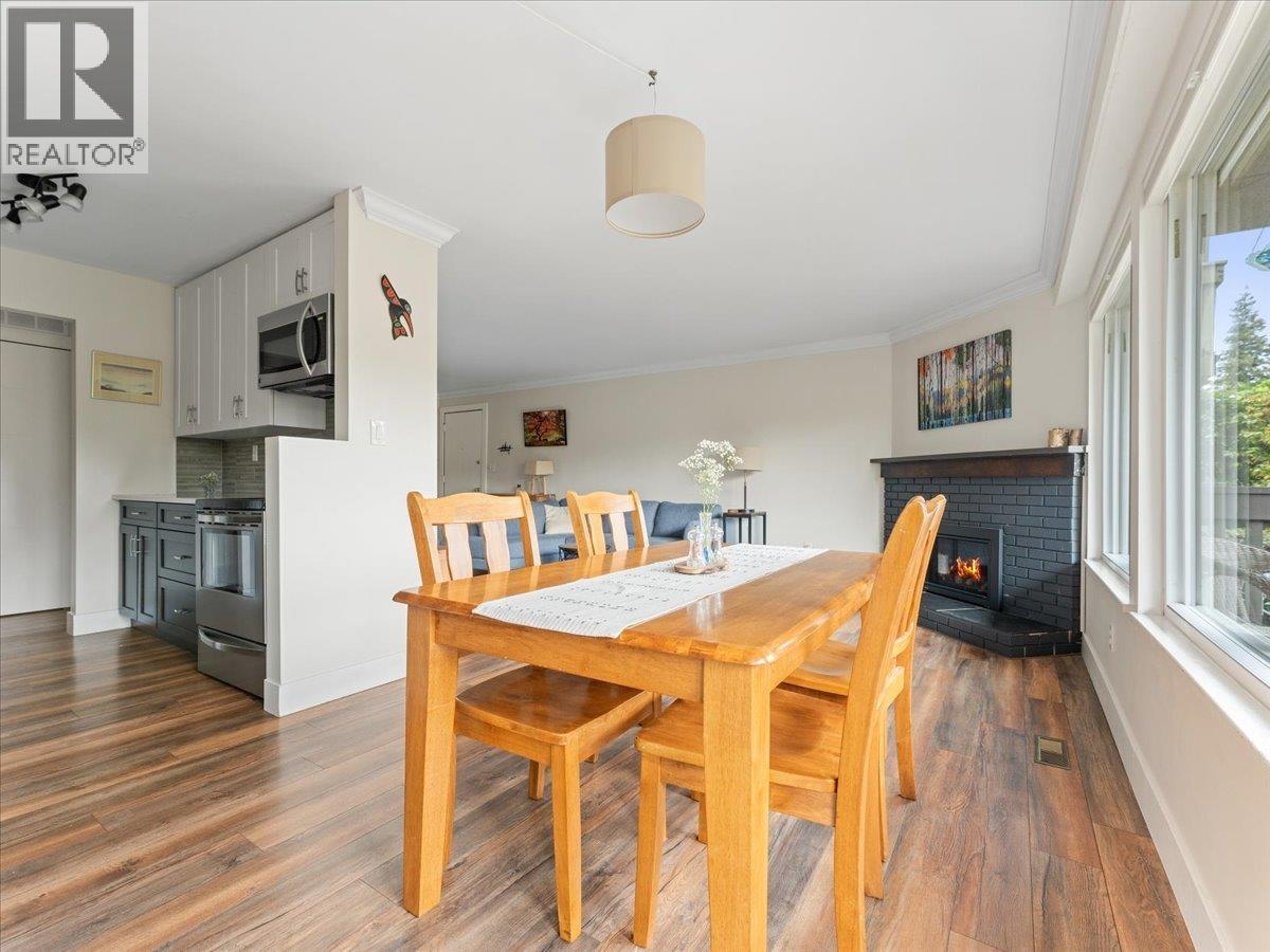 1019 OLD LILLOOET ROAD, North Vancouver, British Columbia