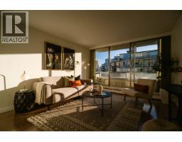 803 1967 BARCLAY STREET