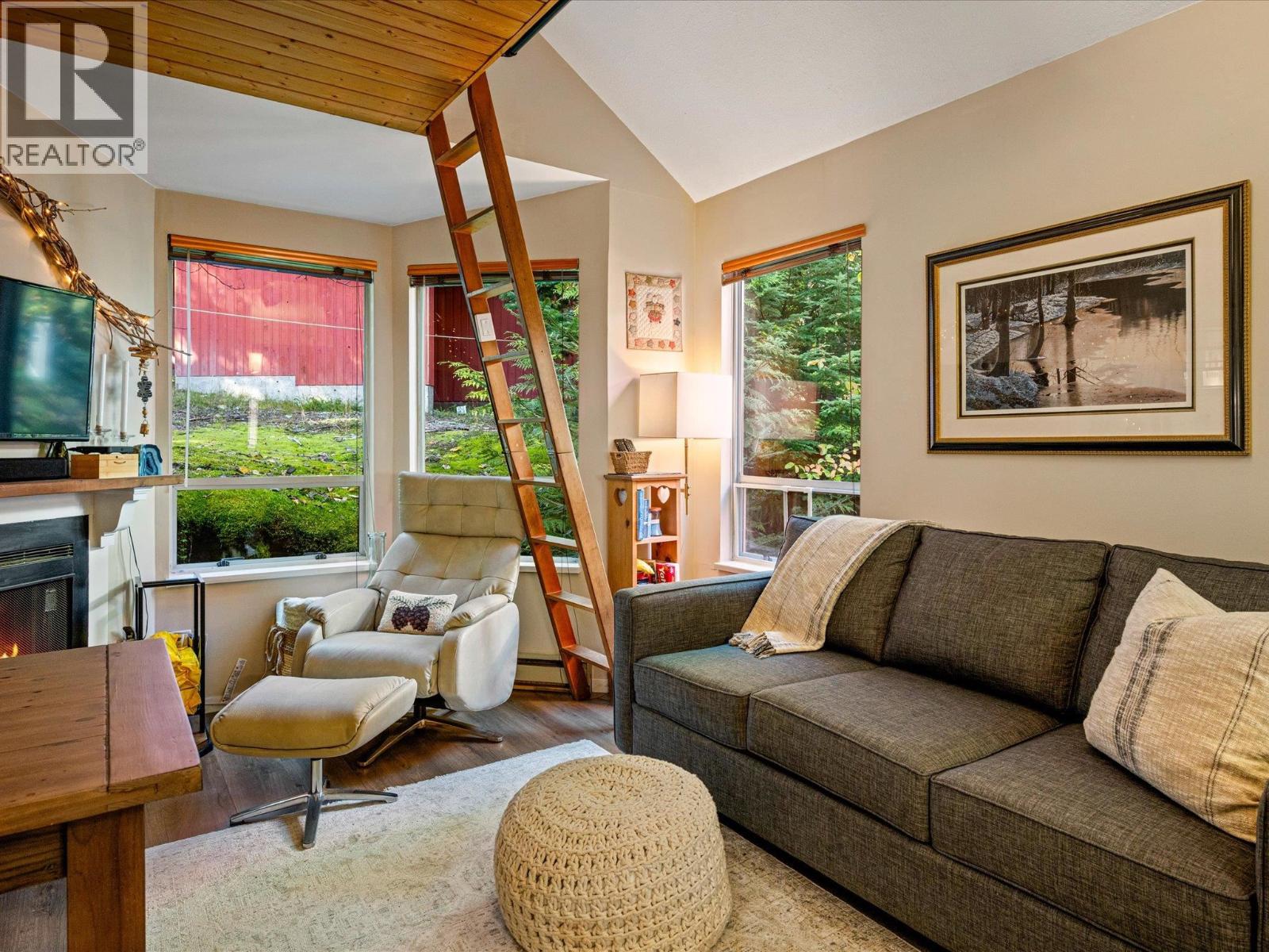 4 2227 Sapporo Drive, Whistler, British Columbia  V8E 0B5 - Photo 3 - R3062769