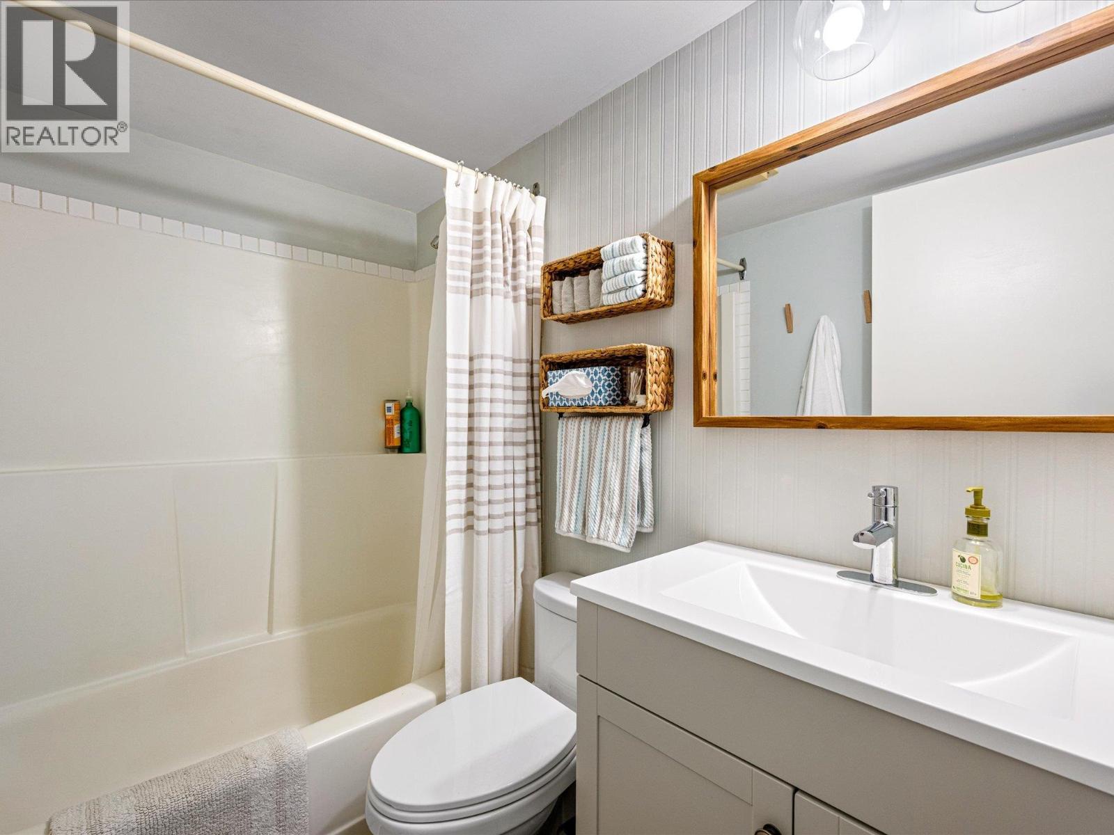 4 2227 Sapporo Drive, Whistler, British Columbia  V8E 0B5 - Photo 11 - R3062769