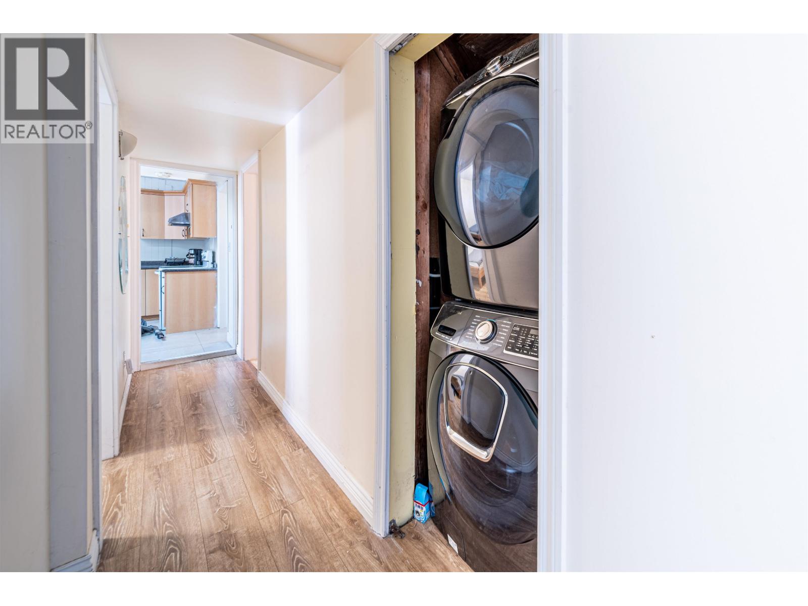 10571 Bissett Drive, Richmond, British Columbia  V7A 4K8 - Photo 3 - R3062797