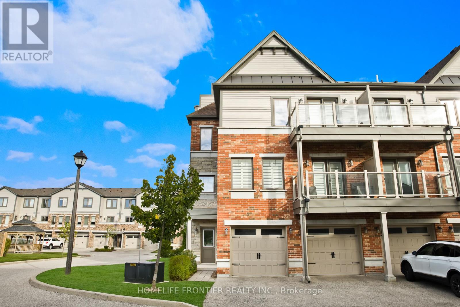 32 - 39 KAY CRESCENT, Guelph, Ontario