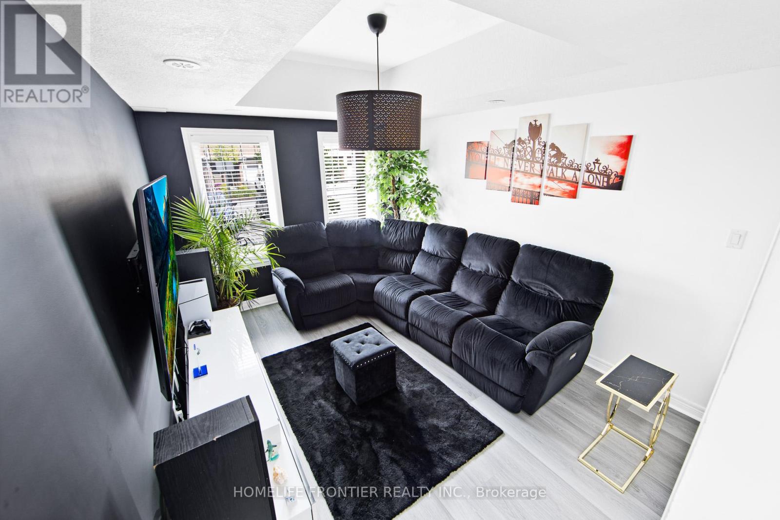 32 - 39 Kay Crescent, Guelph, Ontario  N1L 0N5 - Photo 4 - X12486785