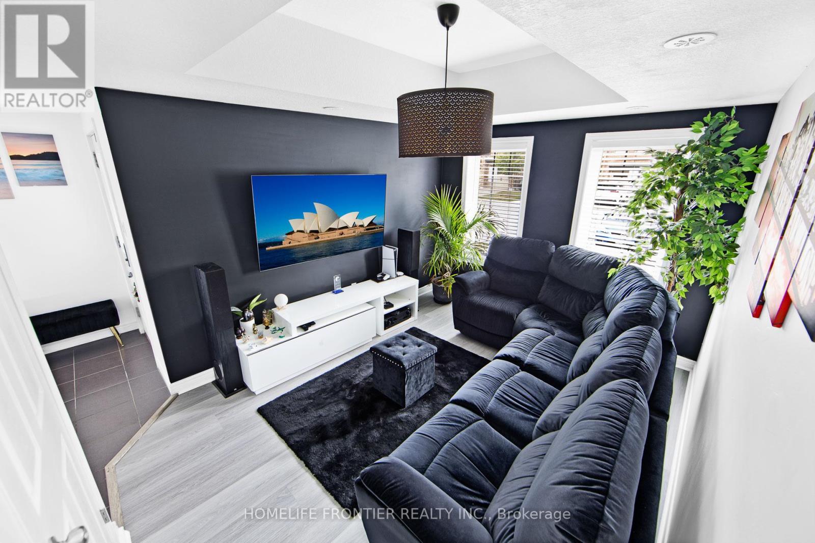 32 - 39 Kay Crescent, Guelph, Ontario  N1L 0N5 - Photo 5 - X12486785